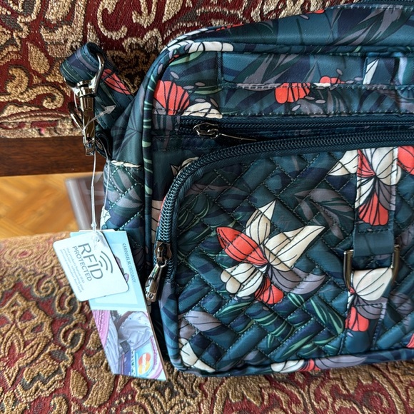 lug Carousel XL-LILY TL Crossbody. NWT Dark Green/Multi. RFID Protected. - Picture 3 of 5